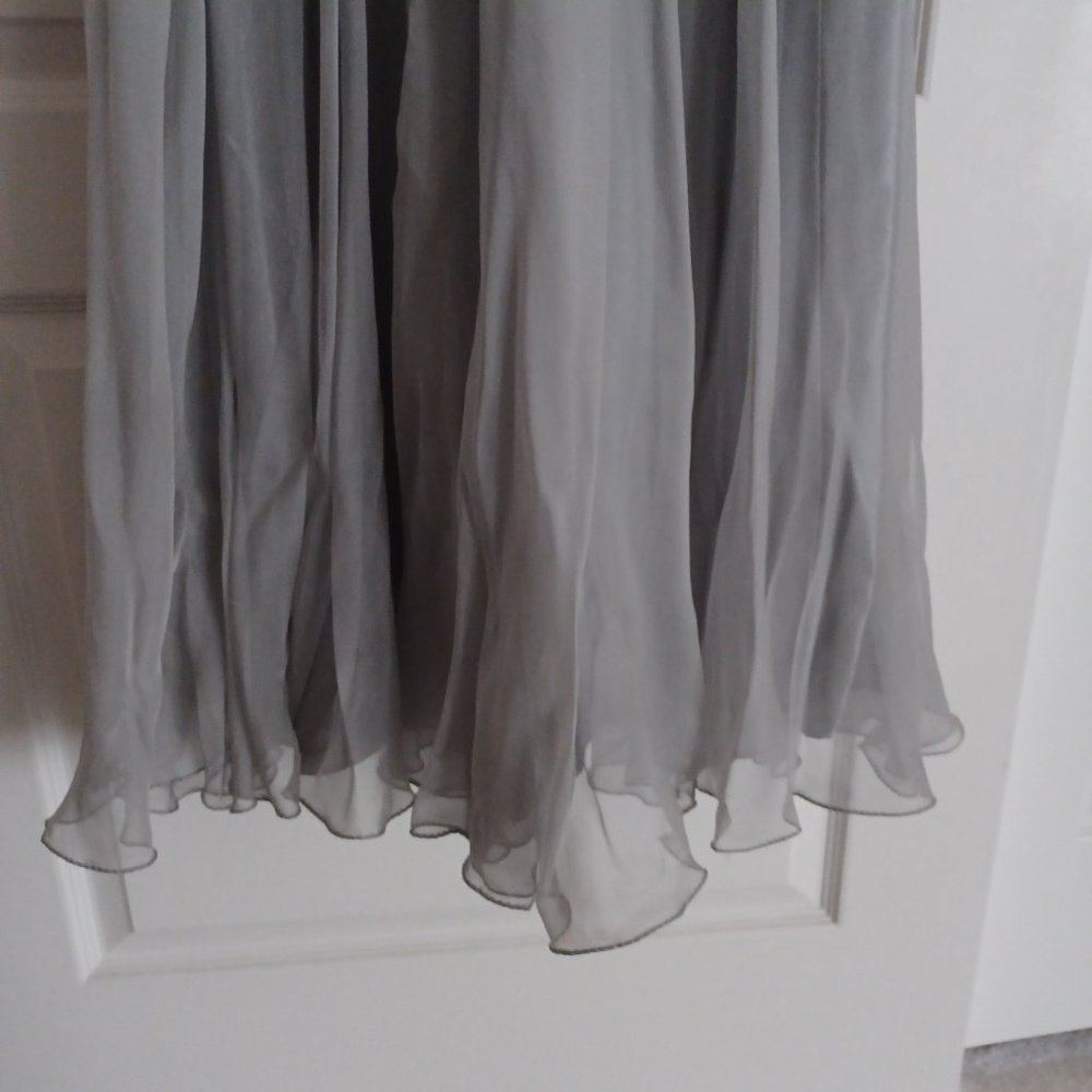 Dress - Picture 8 of 8